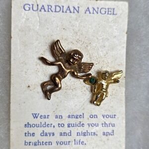 Vintage Cherub Guardian Angel Gold Tone Metal Pin Green Rhinestone Original Card